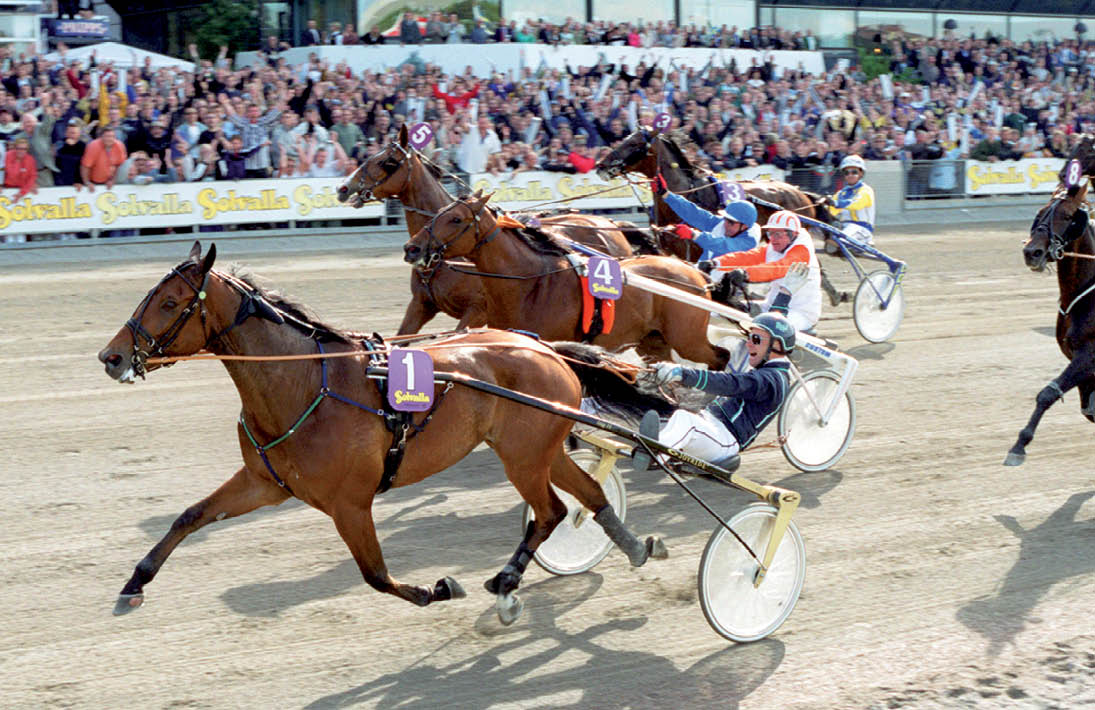 Foto: Lars Jakobsson/P&R Solvalla 20000528, Elitloppet Victory Tilly och Stig H Johansson vinner Elitloppet